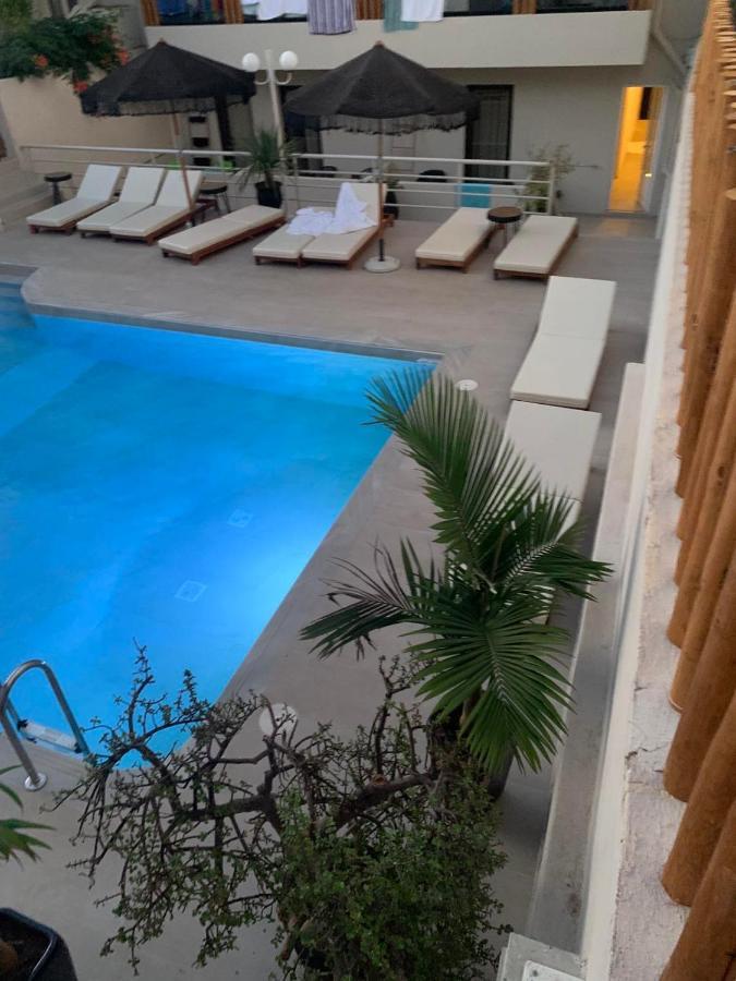 Khroma Luxury Suite 1 Beach Front Apartment Χερσόνησος Εξωτερικό φωτογραφία