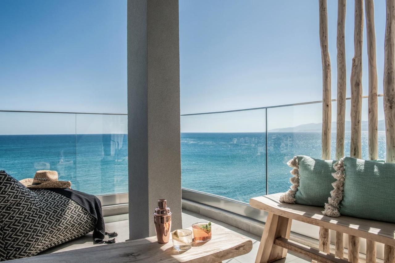 Khroma Luxury Suite 1 Beach Front Apartment Χερσόνησος Εξωτερικό φωτογραφία