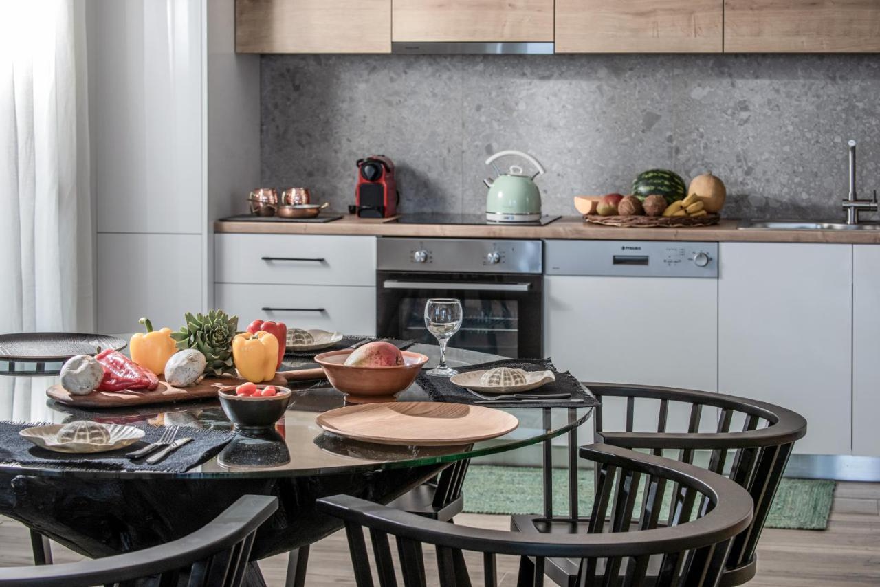 Khroma Luxury Suite 1 Beach Front Apartment Χερσόνησος Εξωτερικό φωτογραφία
